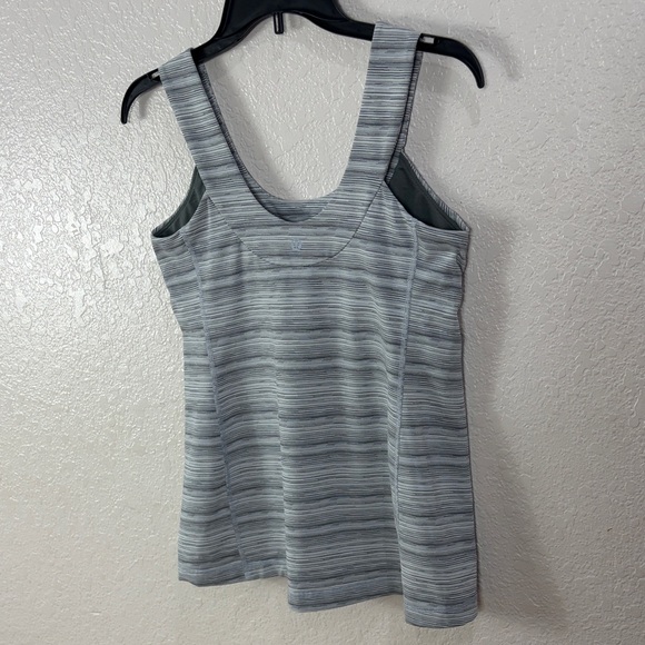 Lululemon,Size 10,Gray Striped Women's Top - Picture 6 of 16